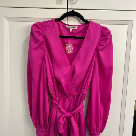 Hot Pink Midi Dress - Picture 4 of 7